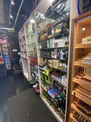 Loi smoke shop