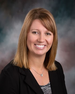 Dr. Stephanie Gruenes - Center For Cosmetic Dentistry