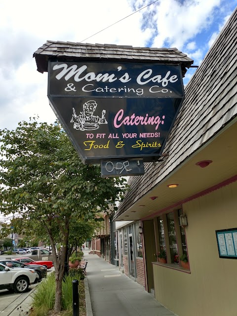 Mom's Cafe & Catering