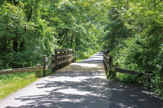 Farmington Canal Heritage Trail