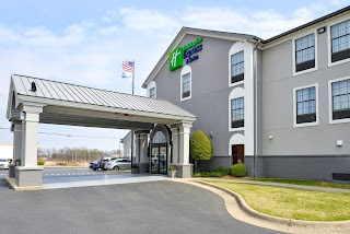 Holiday Inn Express & Suites North Little Rock, an IHG Hotel