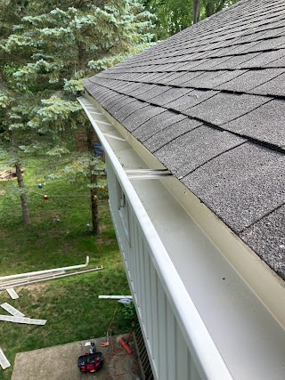 Pristine Seamless Gutters