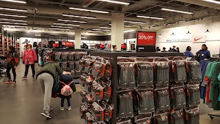 Nike Clearance Store - Flushing Queens