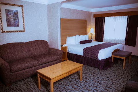 Best Western Plus Executive Court Inn & Conference Center