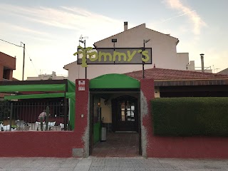 Tommy's pub