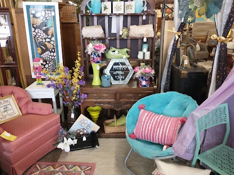 Home Again Consignment Furniture