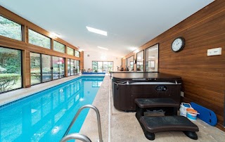 The Pool House | Portland Vacation Rental