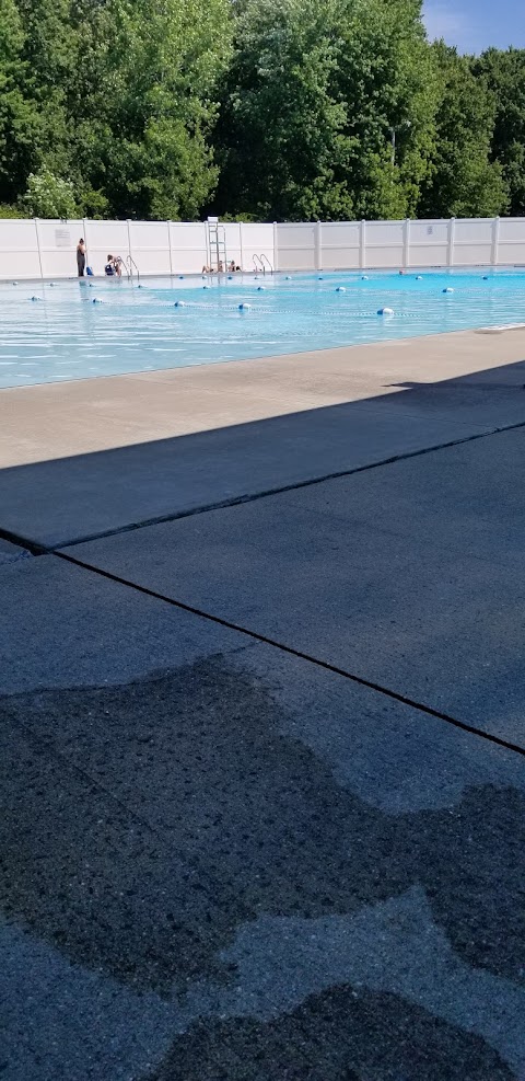 Robert G. Beach Memorial Pool