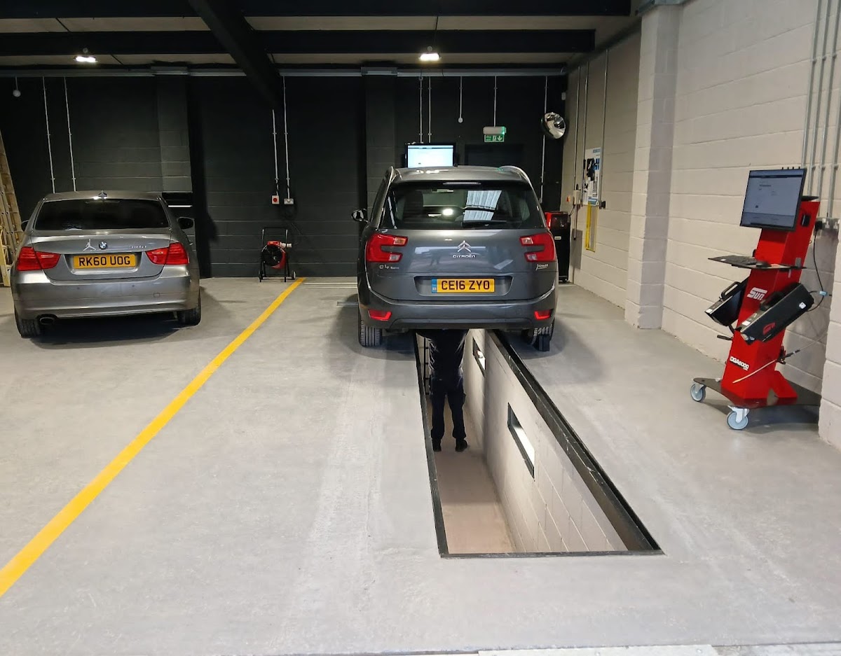 Adam Motors MOT & Service Centre in 18 The Hollies, Wolverhampton WV2 4HE, UK - Car Repair And Mot Garages featuring 