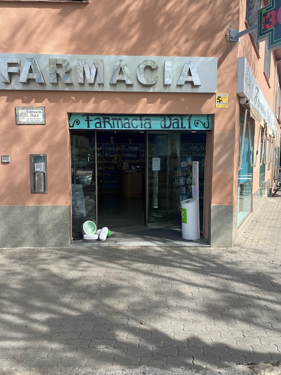 Foto farmacia Farmacia Dalí 15