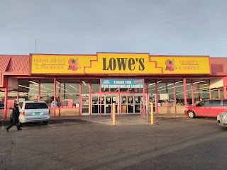 Lowe's Market