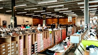 DSW Designer Shoe Warehouse