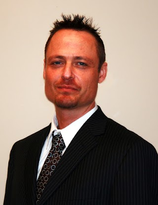 Travis Middleton, Lawyer