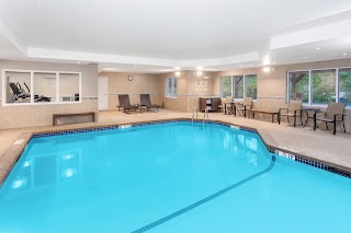 Holiday Inn Express & Suites Hampton South-Seabrook, an IHG Hotel