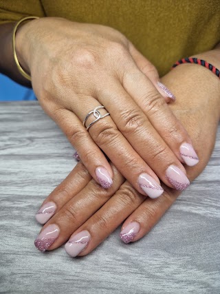 L&A Nails Cils et Ongles