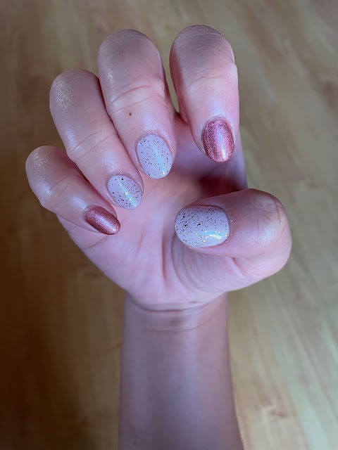 Ultimate Nails