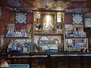 Roca Roja Cantina