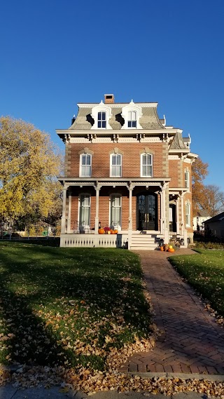 Smith Moreland Mansion