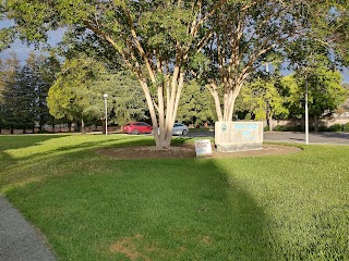 Mary Gomez Park and Pool