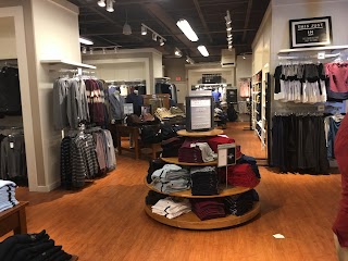 Banana Republic Factory Store