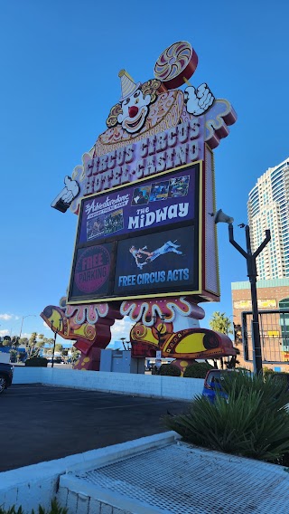 Historic Circus Circus Sign