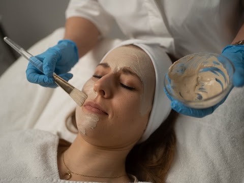 Cool Body Würzburg-Gerbrunn | Dauerhafte Haarentfernung, Microneedling & Microdermabrasion