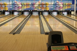 Wink's Silver Strike Lanes