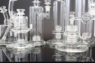 The Mighty Quinn Smoke/Vape Shop and Glass Gallery