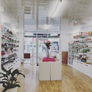 hamptons beauty shop