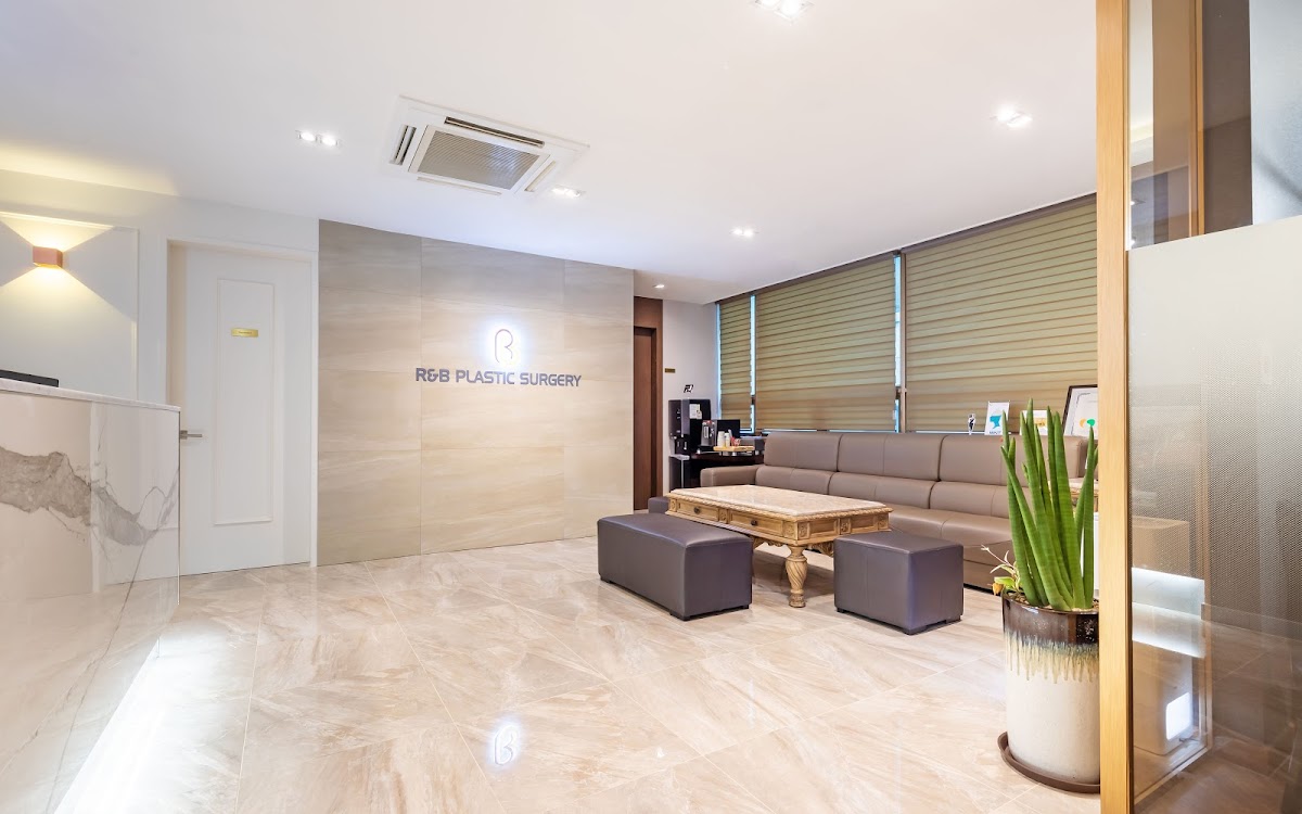 R&B Plastic Surgery photo 2