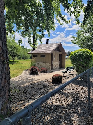 Hauser Lake Public Beach Area