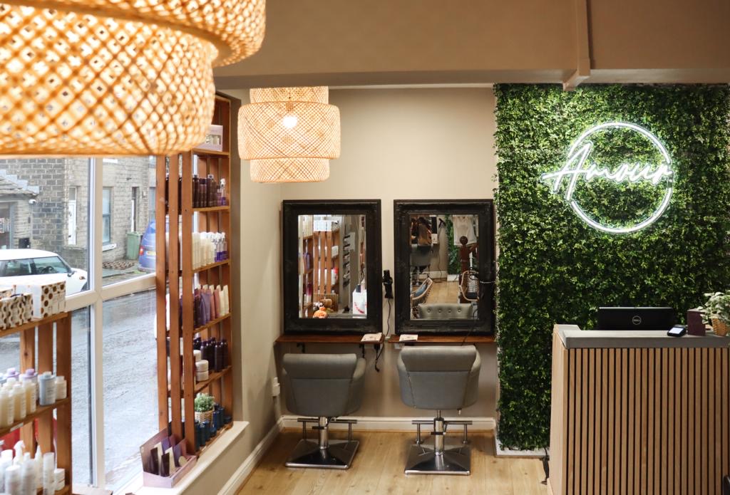 Amour Hair & Beauty in 30 Bridge St, Slaithwaite, Huddersfield HD7 5JN, UK - Beauty Salons And Hairdressers featuring Restroom
