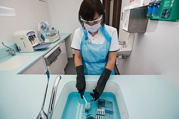 Darren Bywater Dental Care in 2 Main Ave, Allestree, Derby DE22 2EF, UK - Dentists featuring Restroom