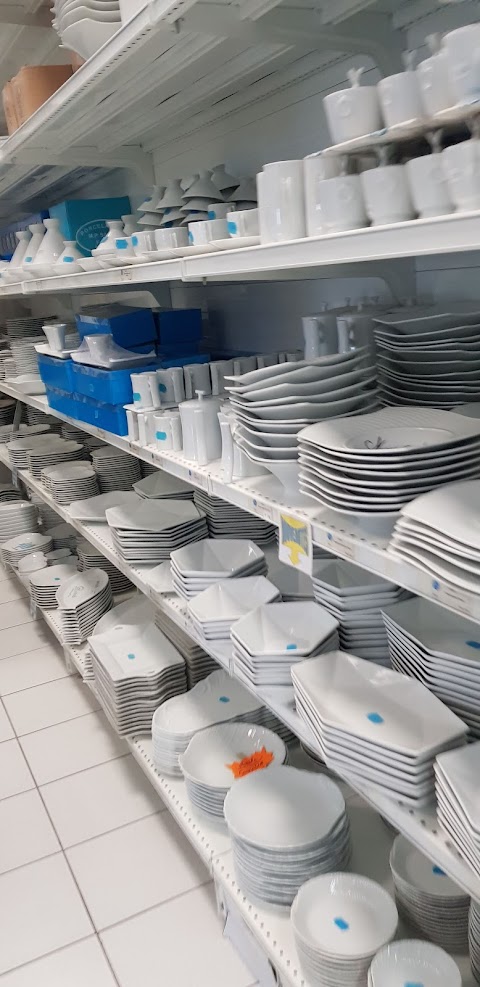 Photo de Porcelaines MP Samie - 9 Rue Bernard Palissy, Lescar, France