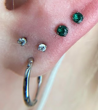 Green Moth Piercing & Jewelry