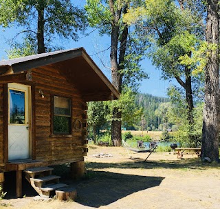 Snake River Treehouse Eco-Lodge