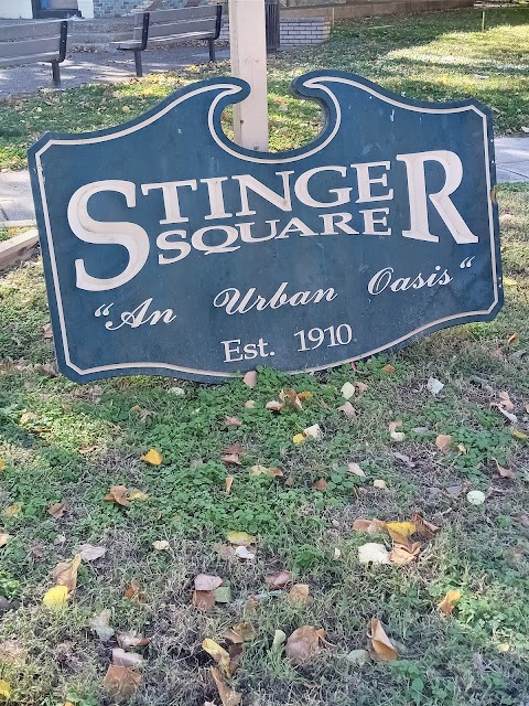 Stinger Square Pool