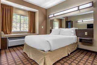 Microtel Inn & Suites by Wyndham Sylva Dillsboro Area