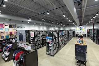 Converse Factory Store