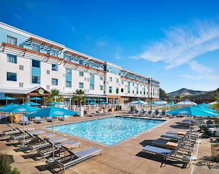 Compass Hotel Medford by Margaritaville