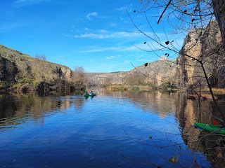 Naturaltur San Miguel de Bernuy - Piragüismo en las Hoces del Duratón