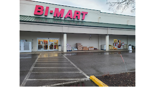 Bi-Mart Membership Discount Stores