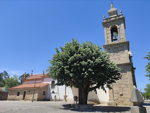 Igreja Paroquial de Campos
