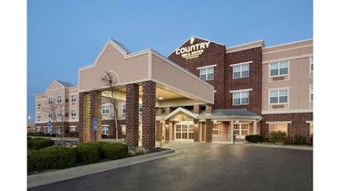 Country Inn & Suites by Radisson, Kansas City at Village West, KS