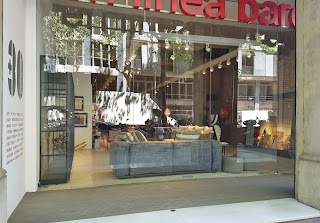 en linea barcelona | showroom y muebles de diseño