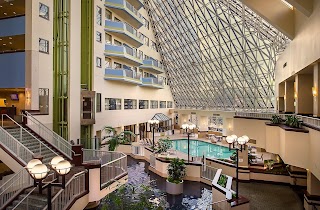 Crowne Plaza St. Louis Airport, an IHG Hotel