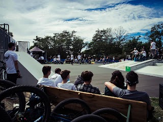 B'skateboarding Rüsselsheim am Main e.V. - Sportschule für Skateboarding und Szene-Sport