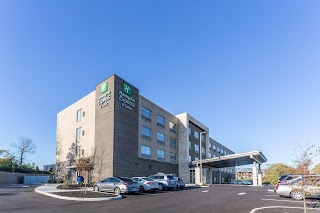 Holiday Inn Express & Suites Florence - Cincinnati Airport, an IHG Hotel