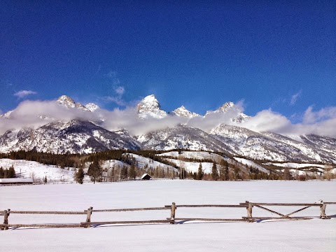 Rendezvous Mountain Rentals & Management