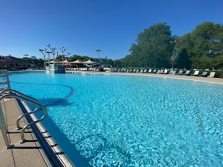 Flick Outdoor Pool